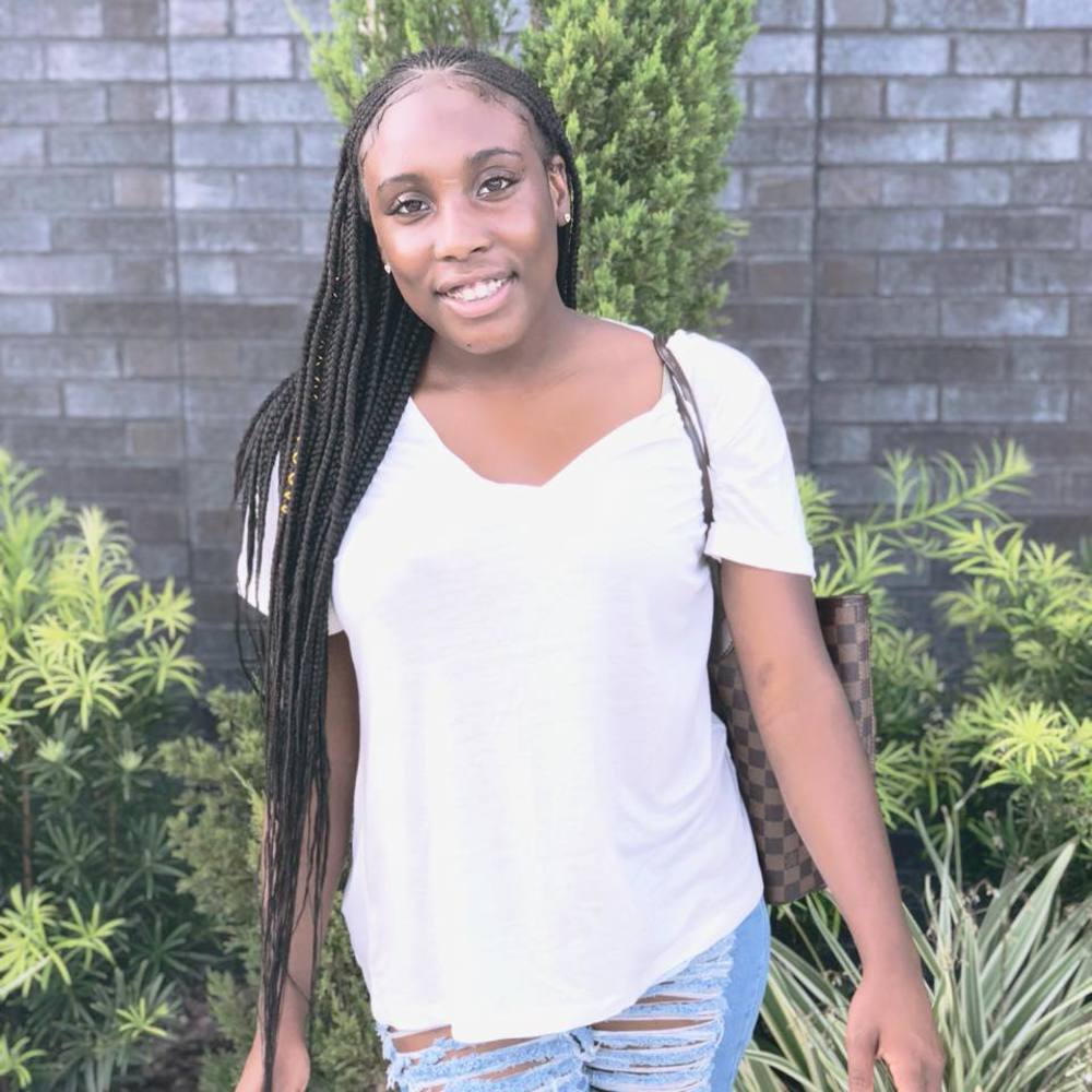 Meet your Posher, Nishawna
